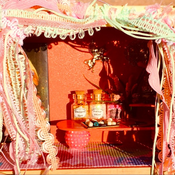 Fairy Hideaway Goddess of Spring Cave of Unicorns - Picture 2 of 16